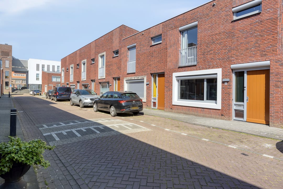 Foto 41 van Reinier Claeszenstraat 22
