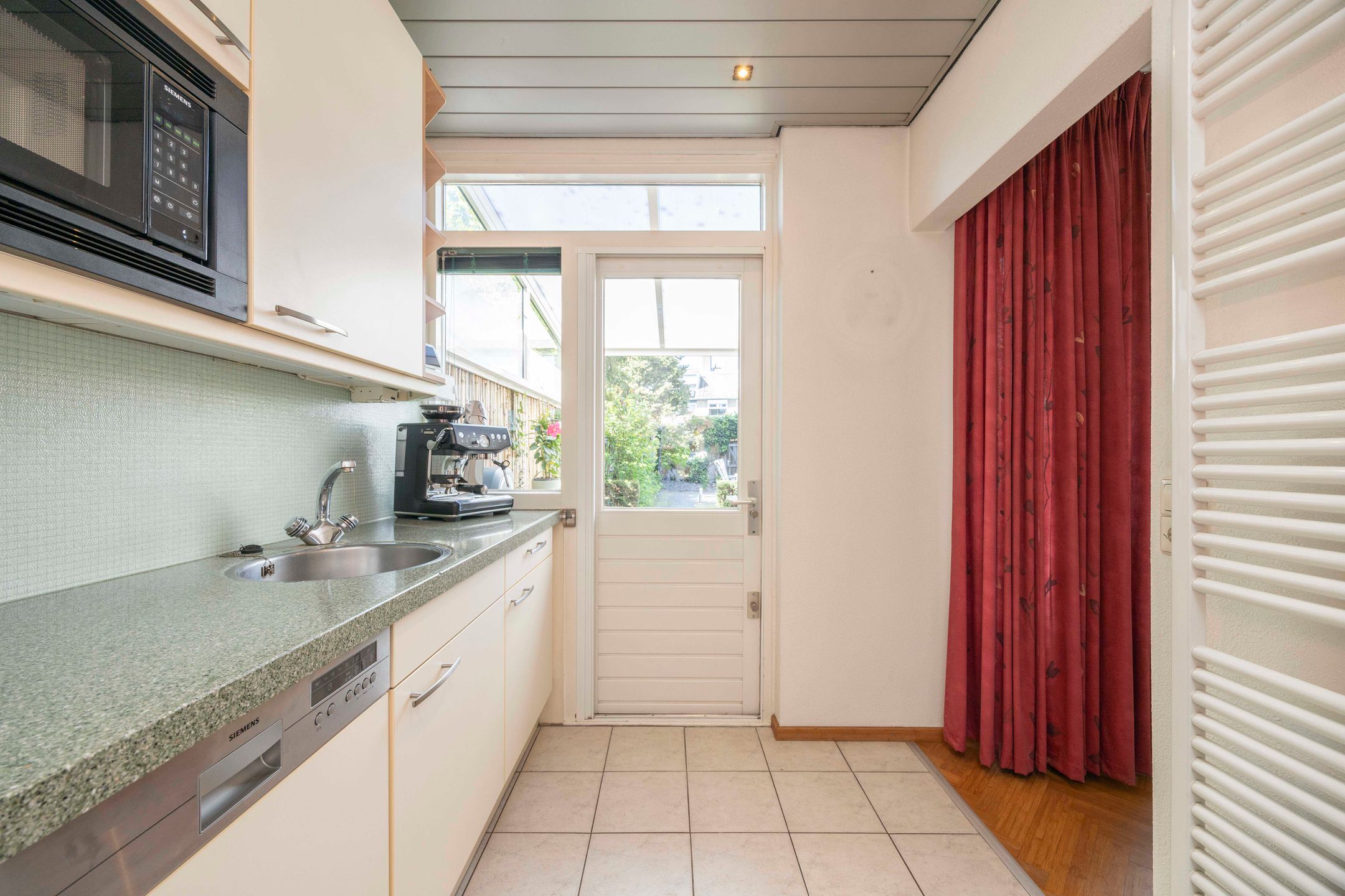Photo 12 of Molenstraat 45