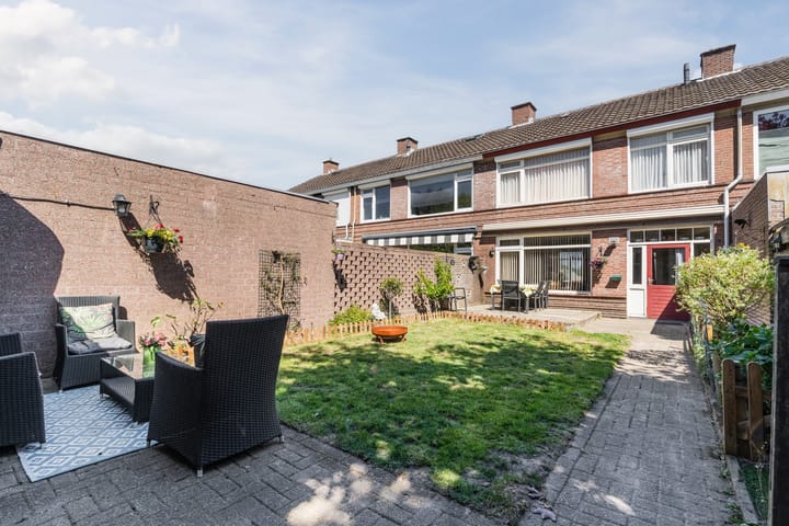 Photo 2 of Mgr de Haasstraat 88