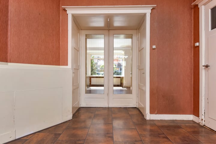 Tussenwoning te koop: Parsifalstraat 11, 'S-Gravenhage