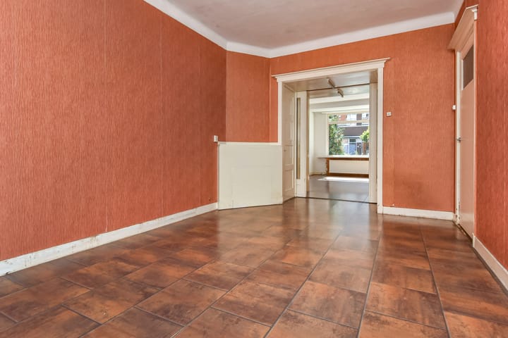 Tussenwoning te koop: Parsifalstraat 11, 'S-Gravenhage