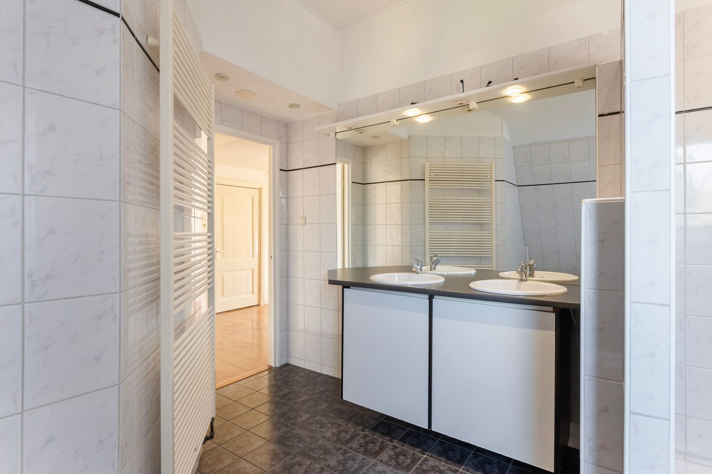 Multifunctional Property in the Heart of Neede with Endless Possibilities — 50
