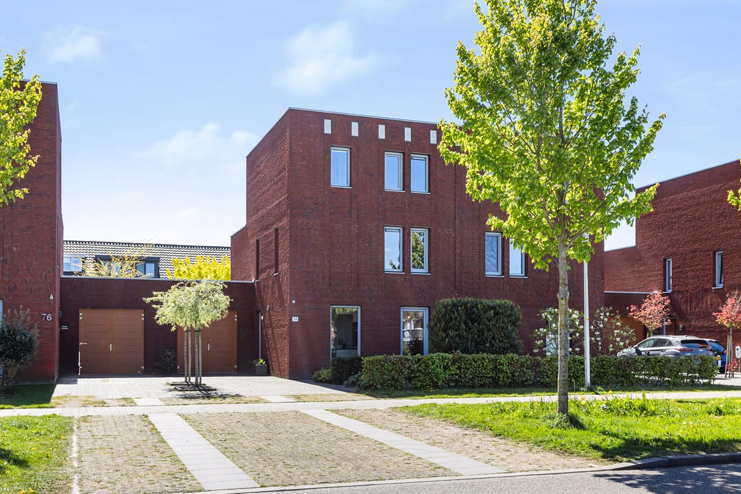 Photo 1 of Laan van de Charleston 74