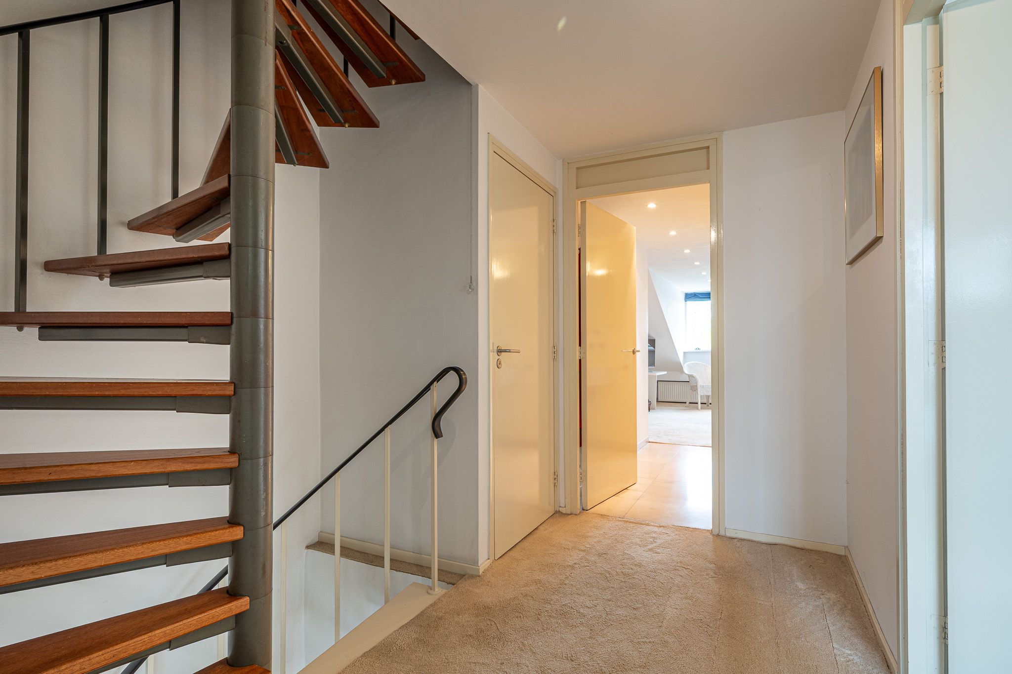 Photo 33 of Doorrid 5