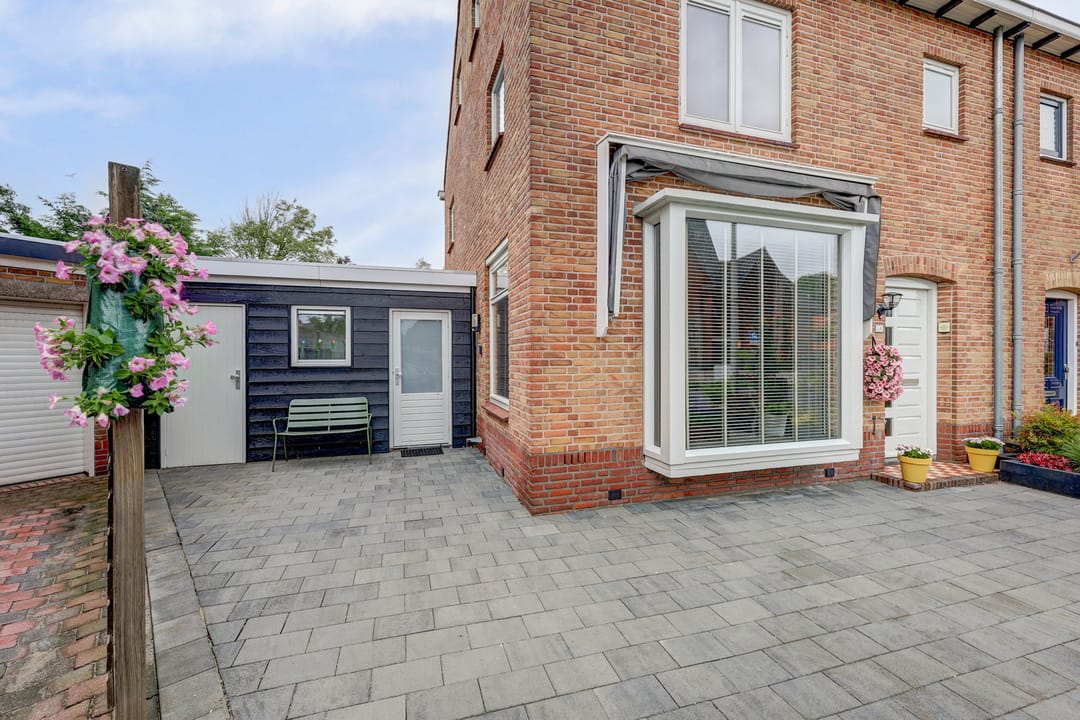 Foto 41 van Burgemeester Kampschöerstraat 34