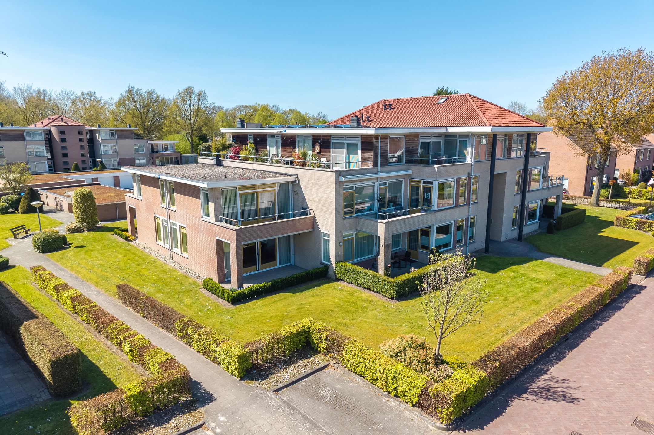 Foto 45 van Lijsterbesstraat 54