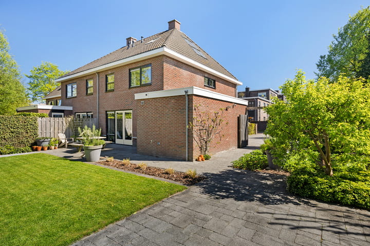 Foto 3 van Prins Clausplantsoen 35