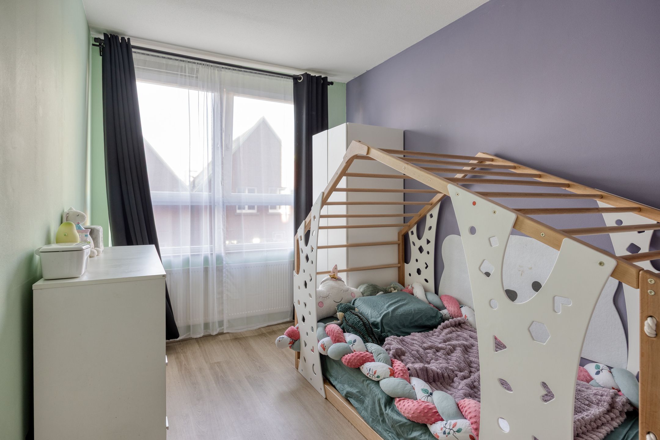 Spacious Apartment with Two Bathrooms on Kop van Zuid — 18