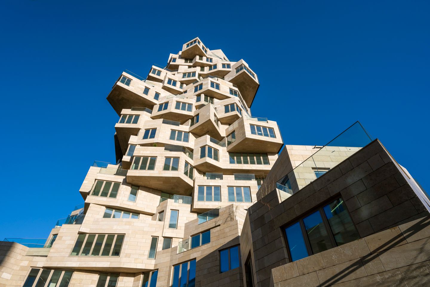 View photo 5 of Beethovenstraat 503