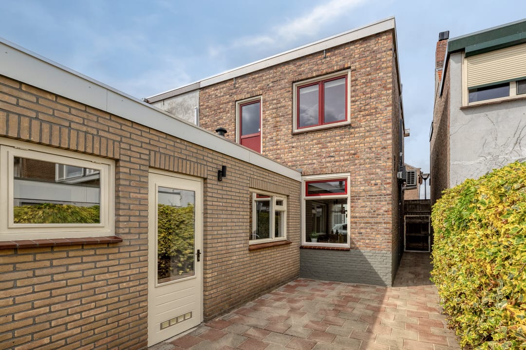 Photo 32 of Postillonstraat 36