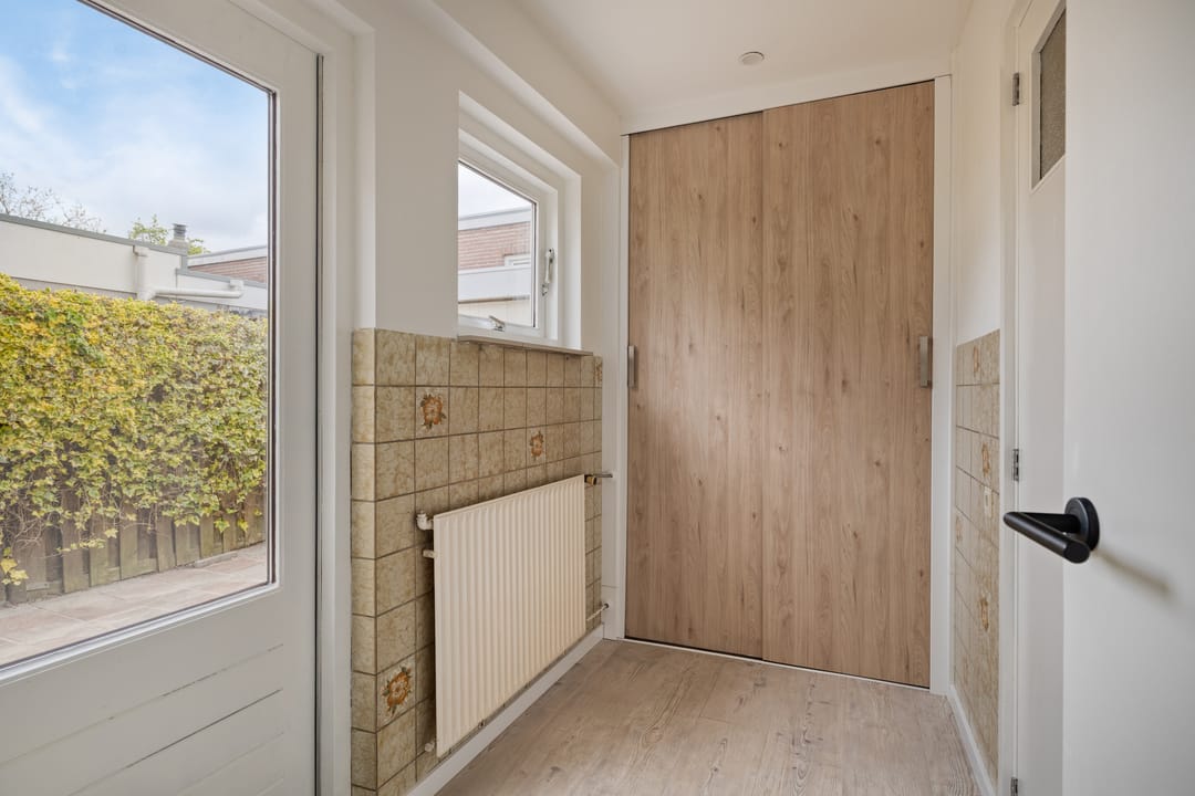 Photo 17 of Postillonstraat 36