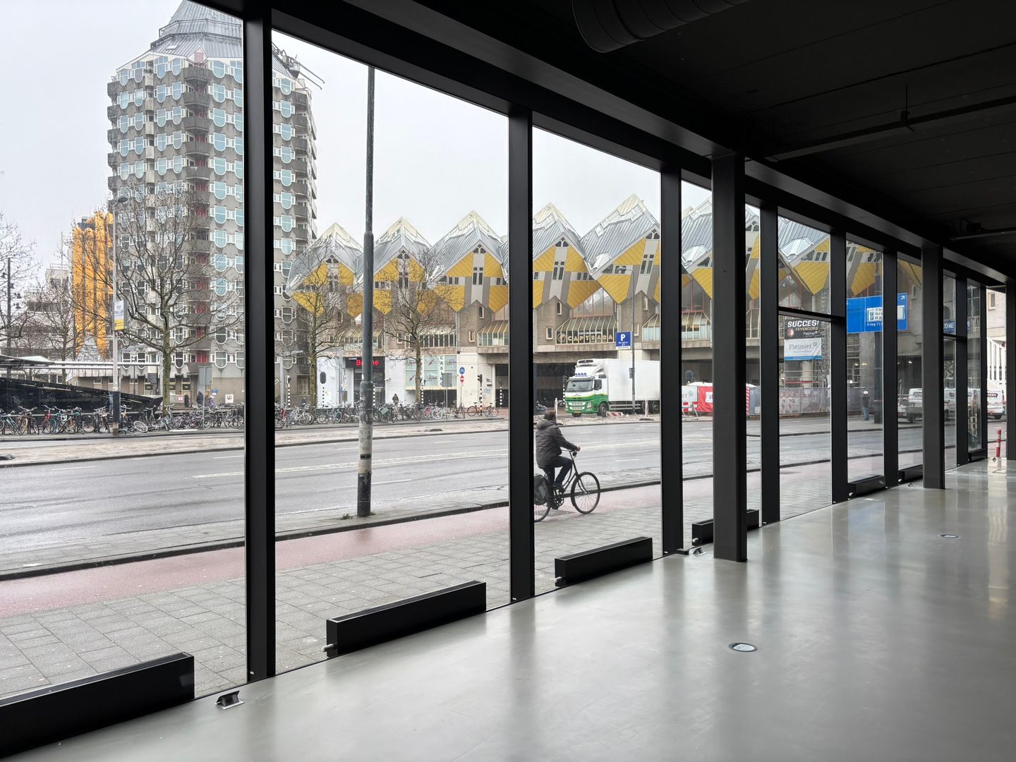 View photo 3 of Blaak 6-A
