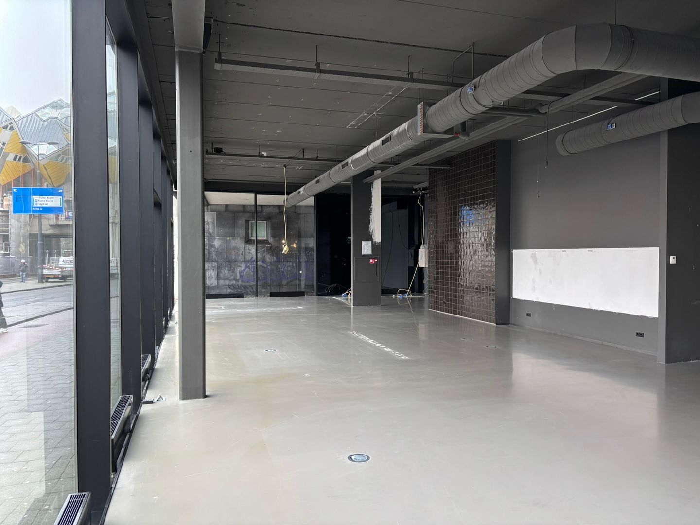 View photo 4 of Blaak 6-A