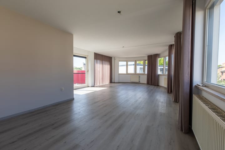 Photo 4 of Cremerstraat 14