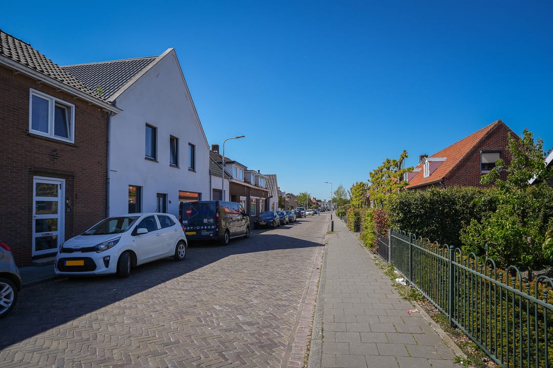 Photo 28 of Graaf Ansfriedstraat 1