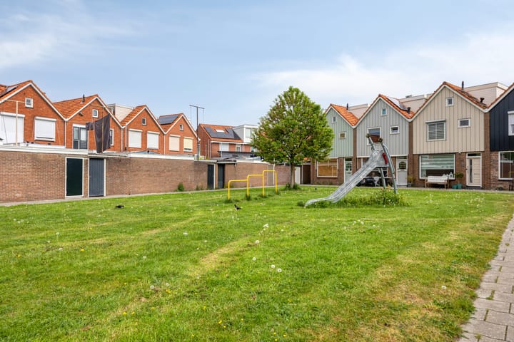 Photo 4 of Rozenstraat 15