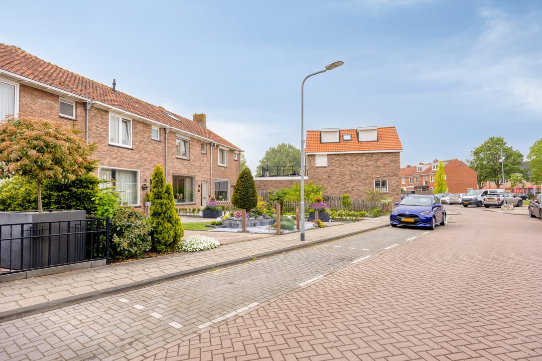 Photo 28 of Rozenstraat 15