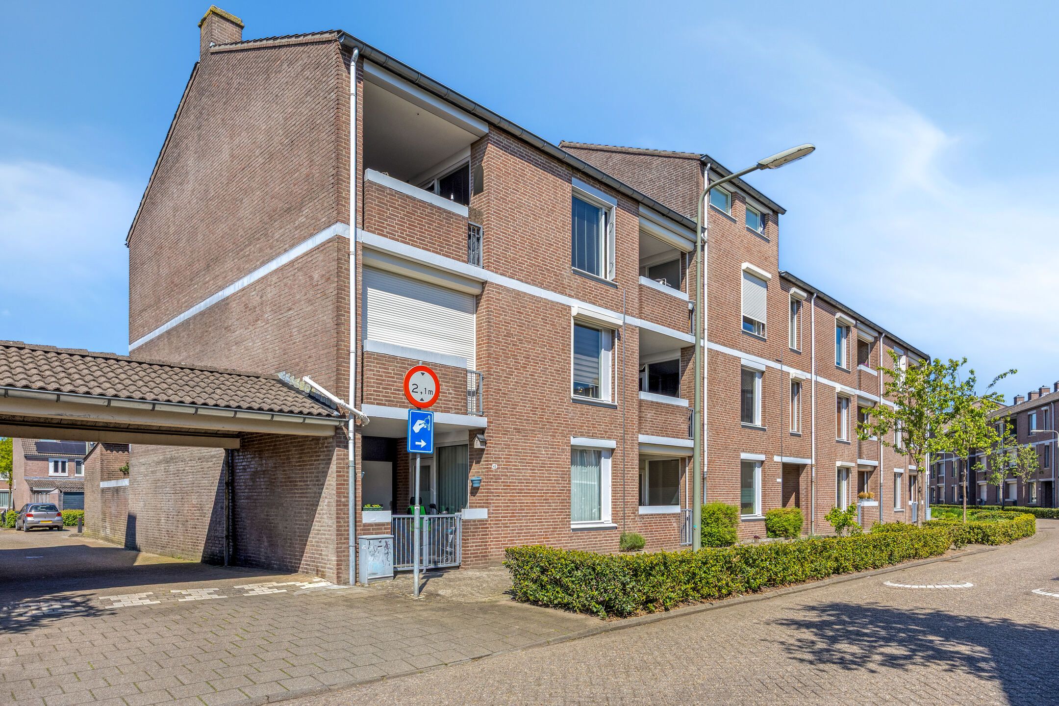 Photo 6 of Sint Sebastiaanstraat 27