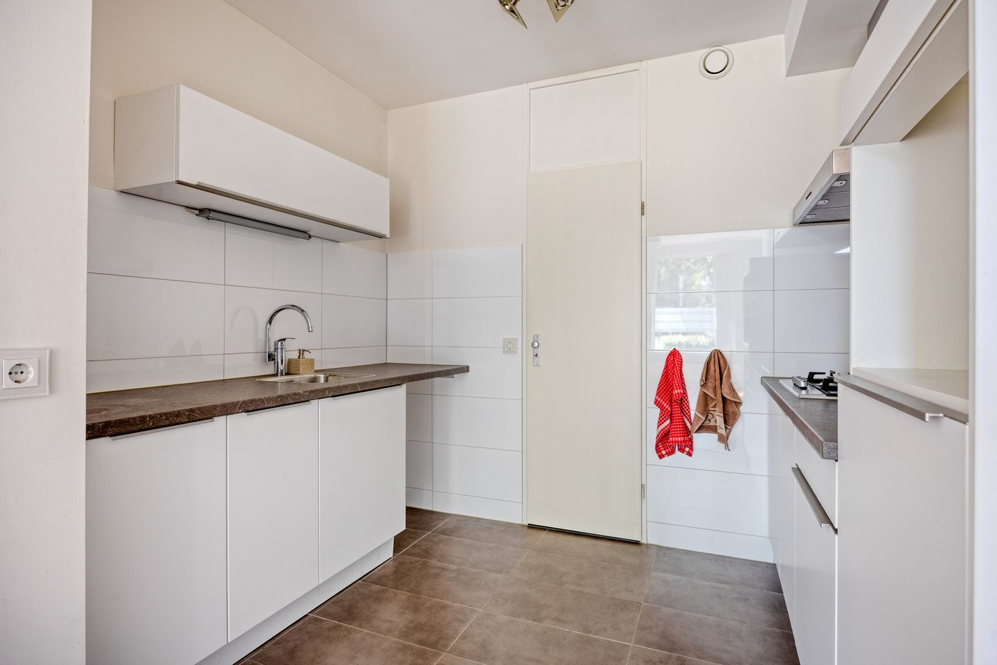 Photo 19 of Sint Sebastiaanstraat 27