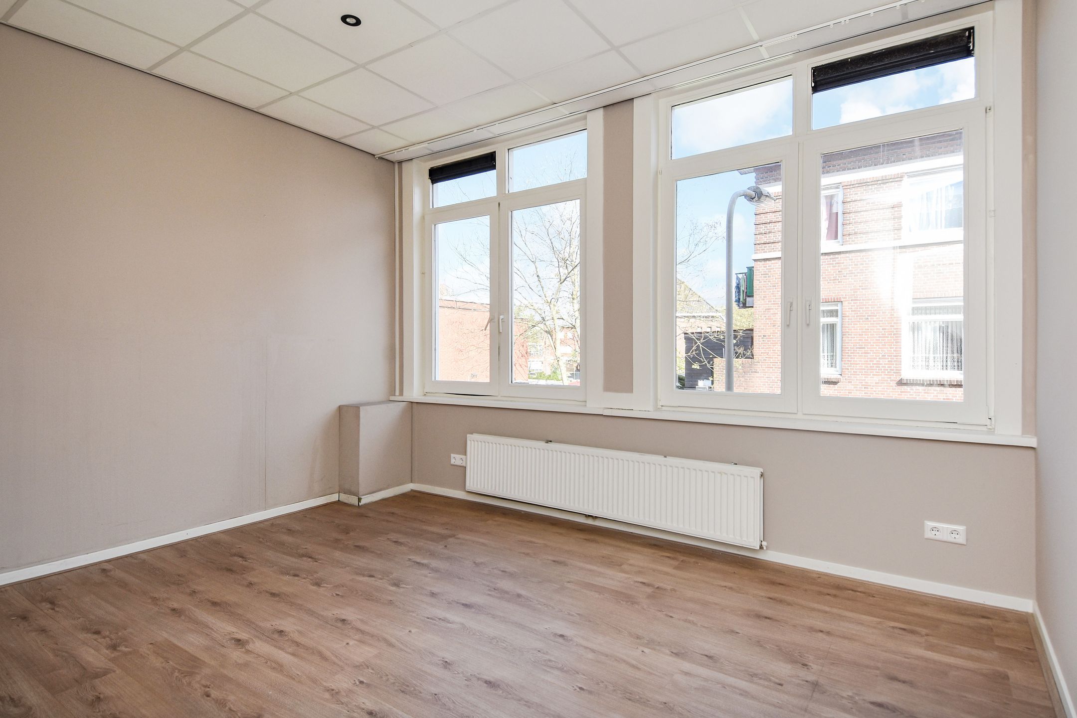 Photo 15 of Schalk Burgerstraat 443
