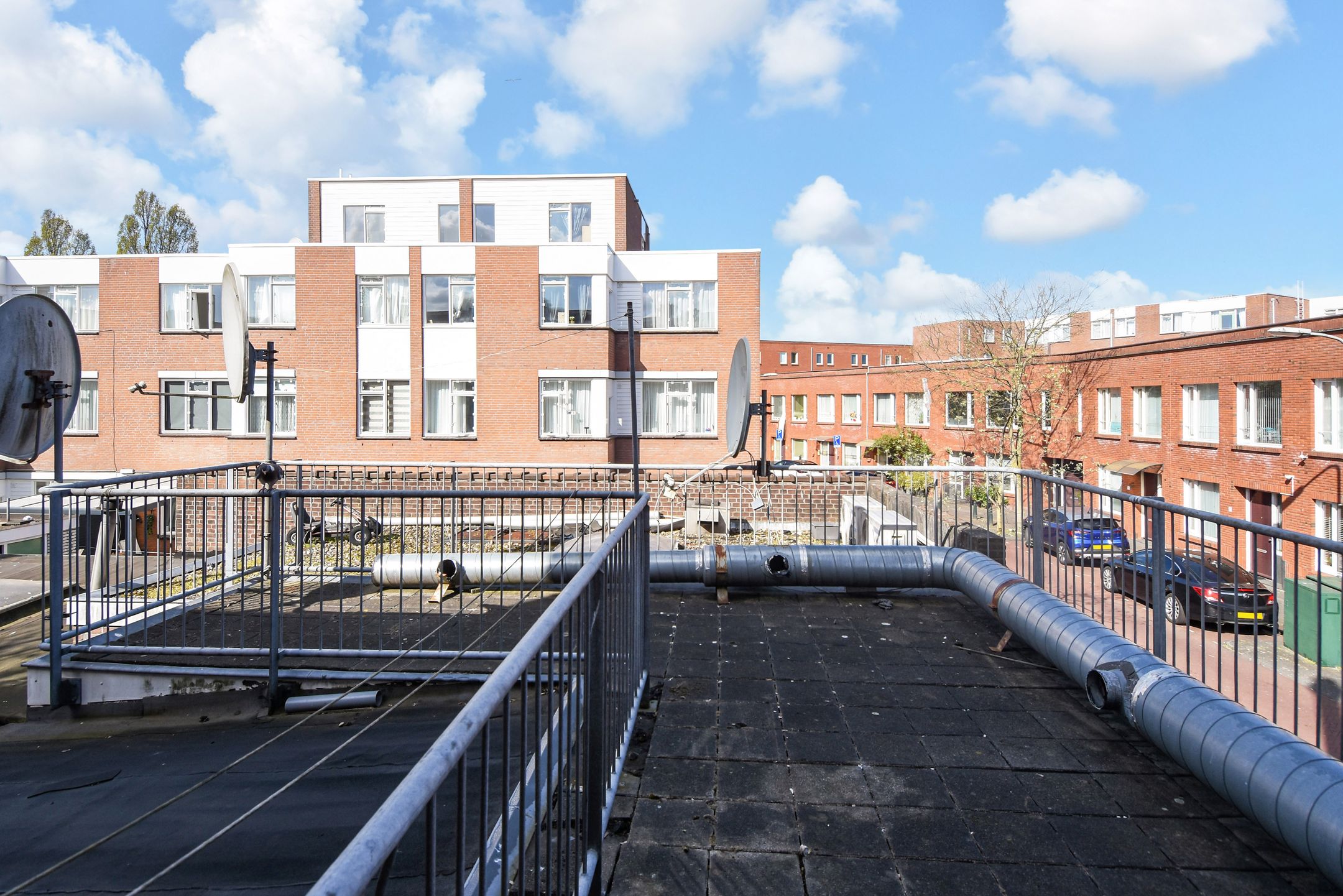 Photo 9 of Schalk Burgerstraat 443