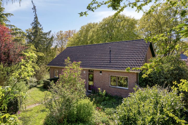 Foto 2 van Nijkampenweg 2