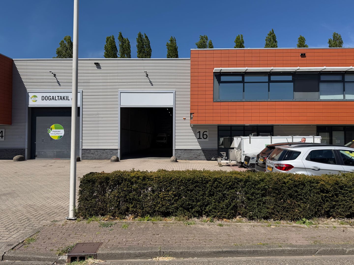 Bekijk foto 1 van Milaanstraat 16