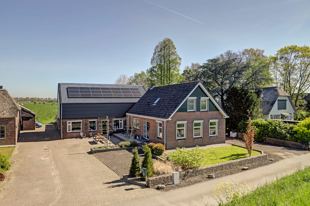 Photo 1 of Onderweg 7