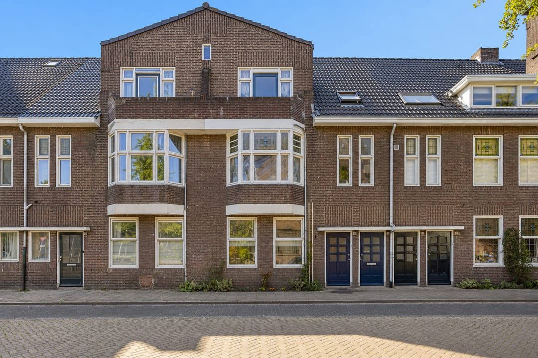 Photo 1 of Pastoor Dijkmansstraat 38
