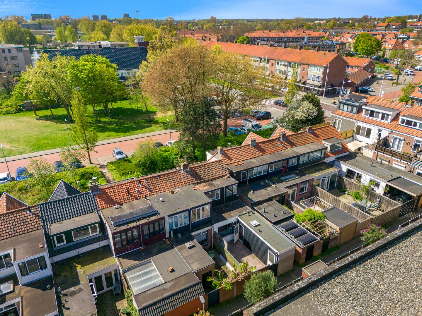 Photo 35 of Hooftstraat 31