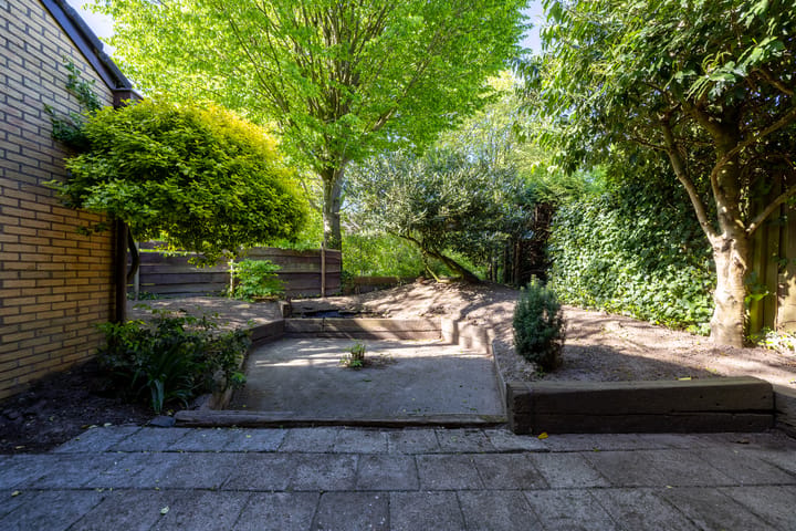Twee-onder-één-kap te koop: Bonifaciusstraat 46, Doetinchem