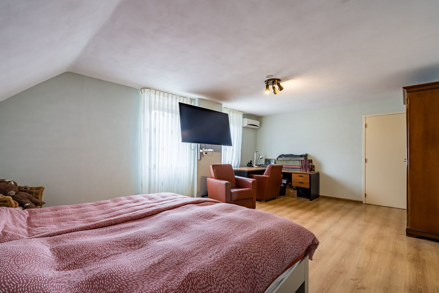 Photo 55 of Paulus Holtenstraat 62