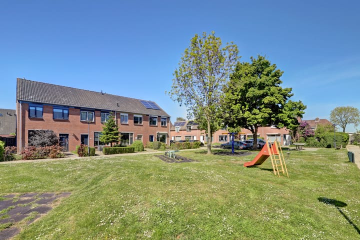 Photo 2 of Mauritsstraat 36