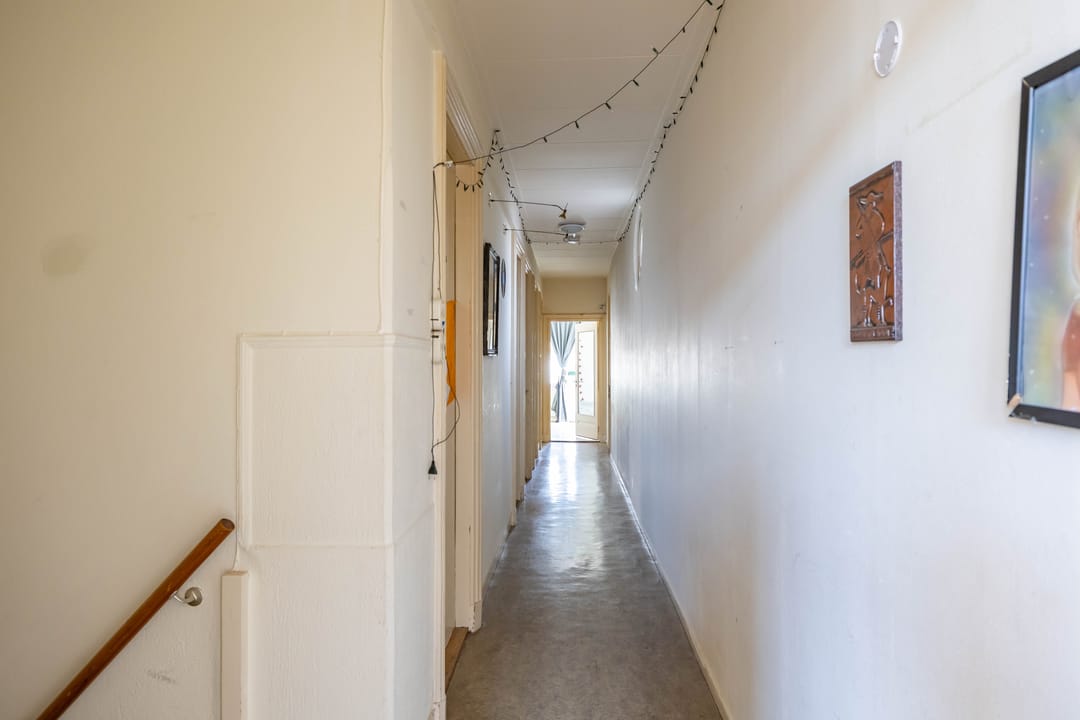 Spacious Upper Floor Apartment with Character in Historic Groningen Center — 13
