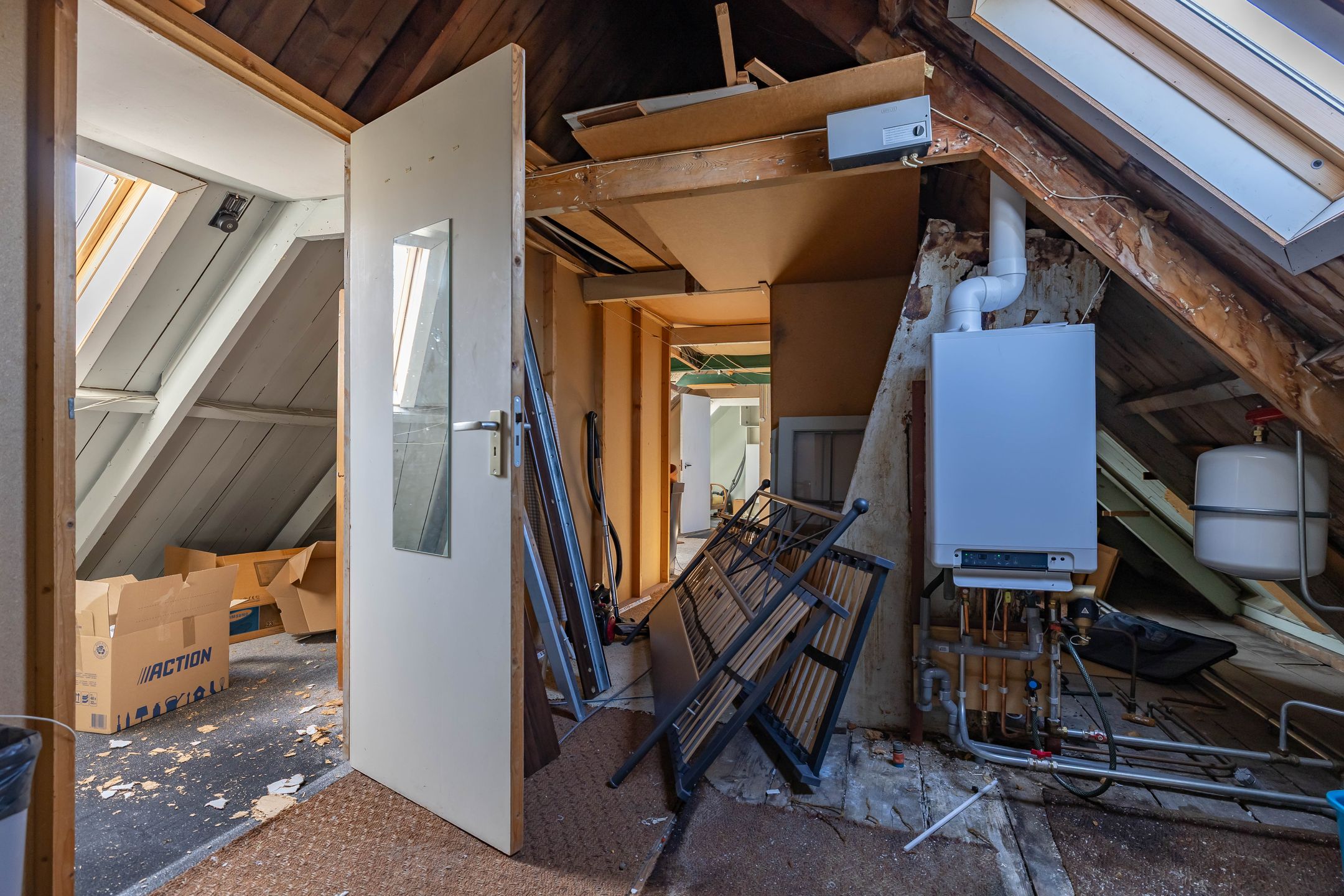 Spacious Upper Floor Apartment with Character in Historic Groningen Center — 33