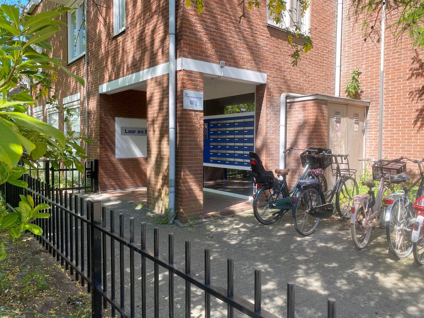 Foto 4 van Eemnesserweg 1-31