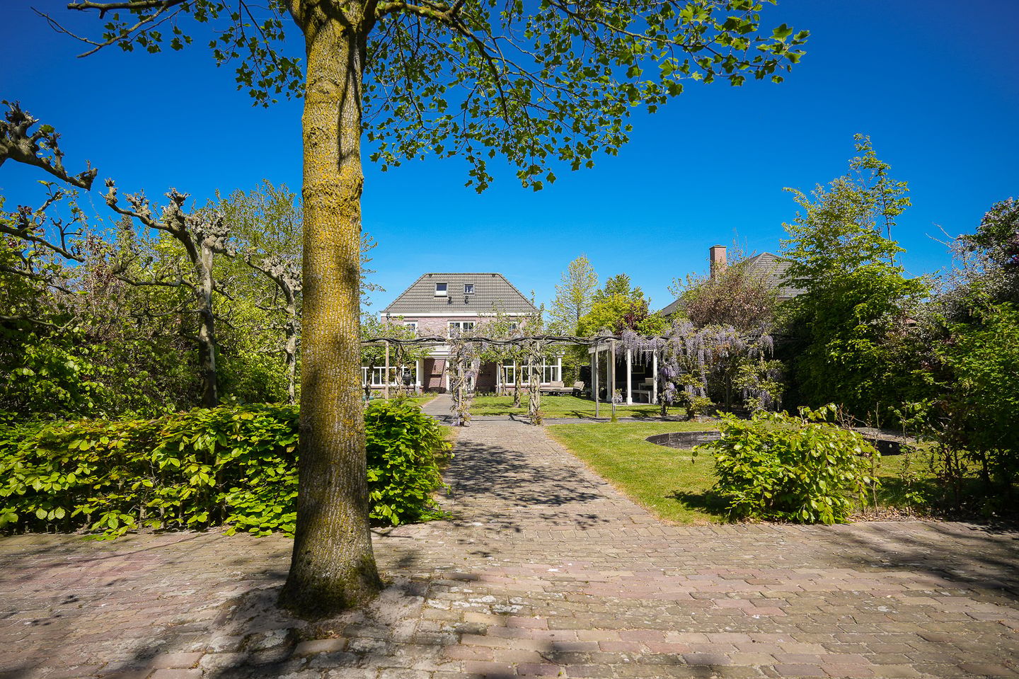 Foto 4 van Van Beeklaan 28