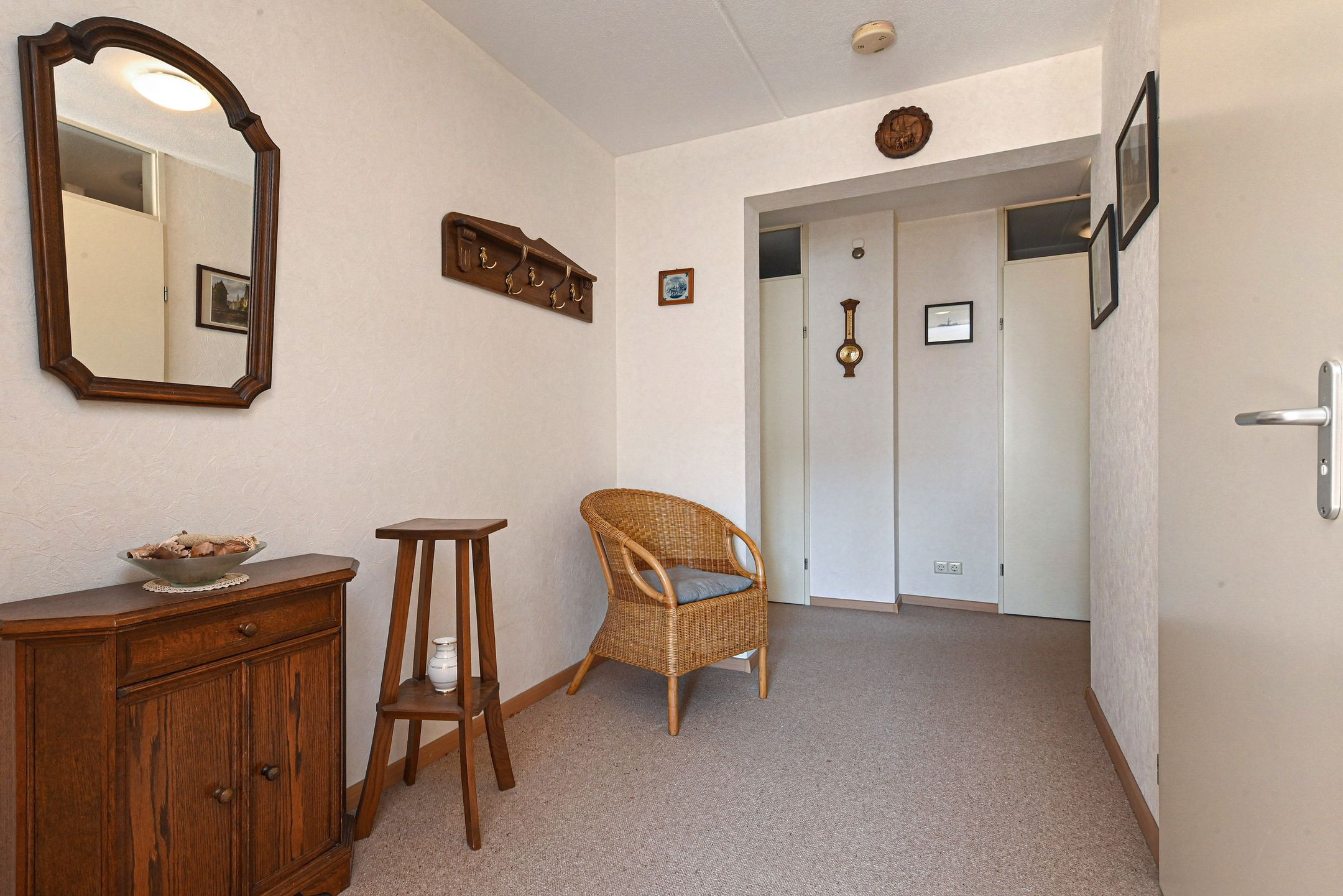 Photo 12 of Hof van Delftstraat 1-J
