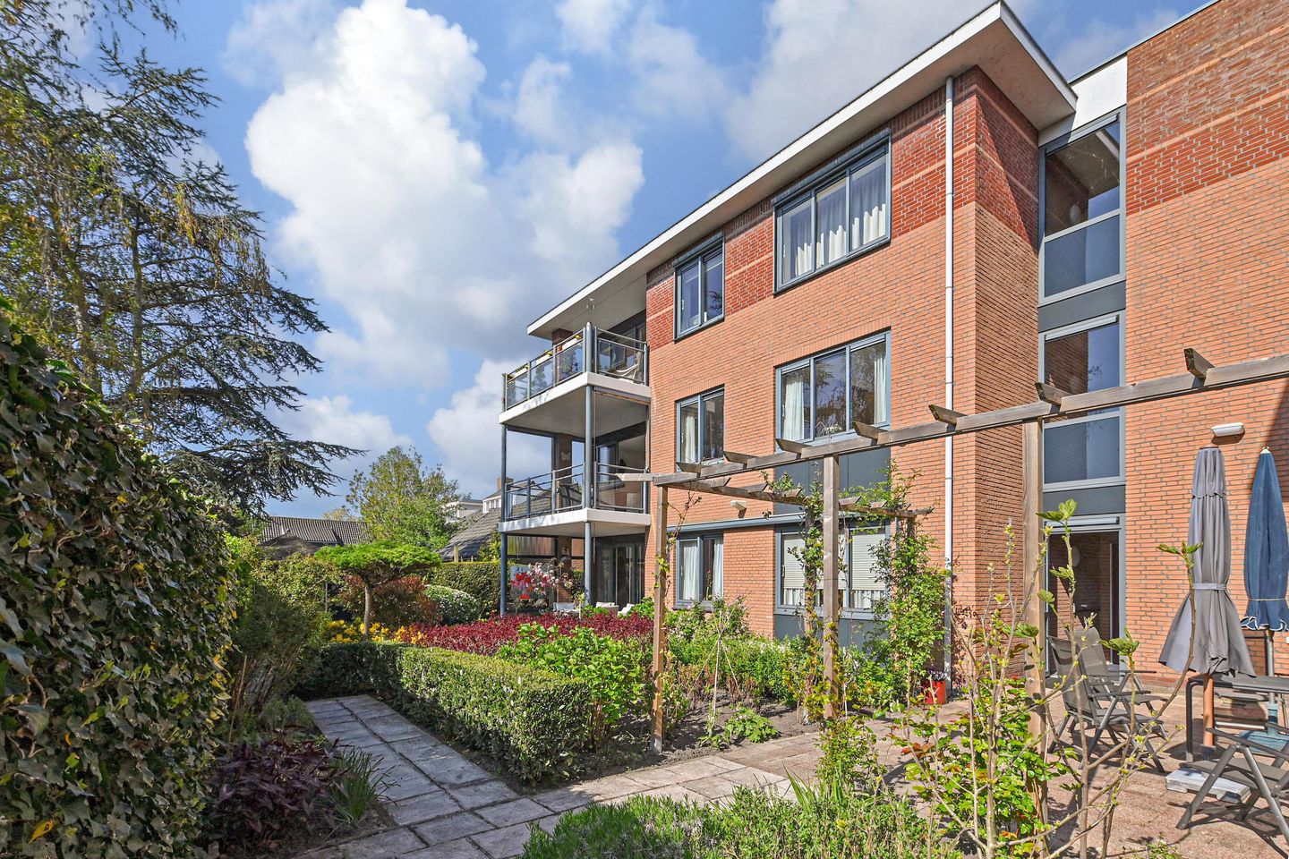 Photo 34 of Hof van Delftstraat 1-J