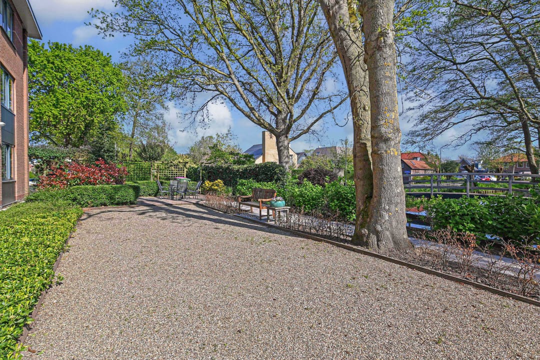 Photo 38 of Hof van Delftstraat 1-J
