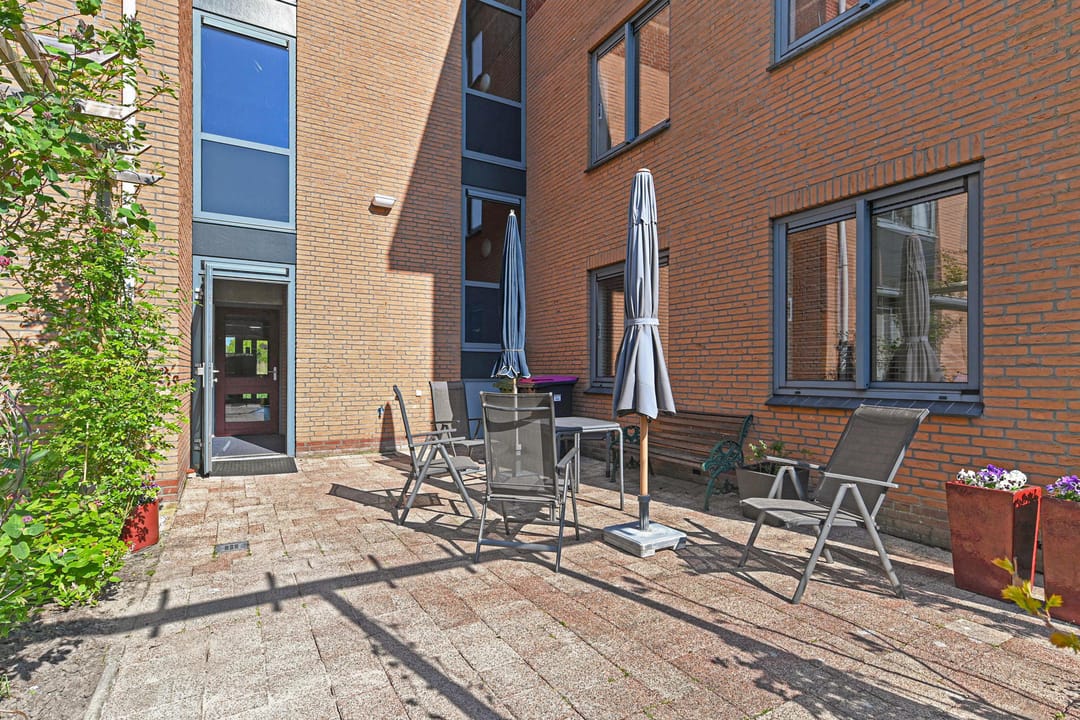 Photo 32 of Hof van Delftstraat 1-J