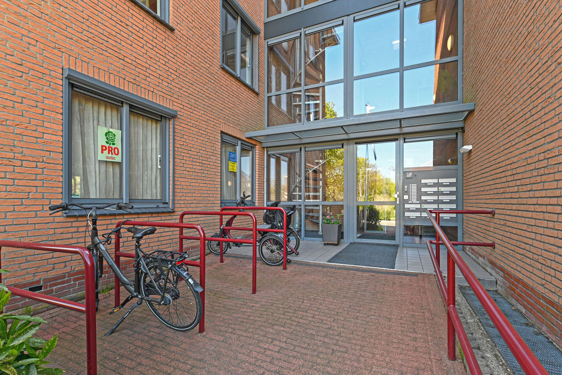 Photo 6 of Hof van Delftstraat 1-J