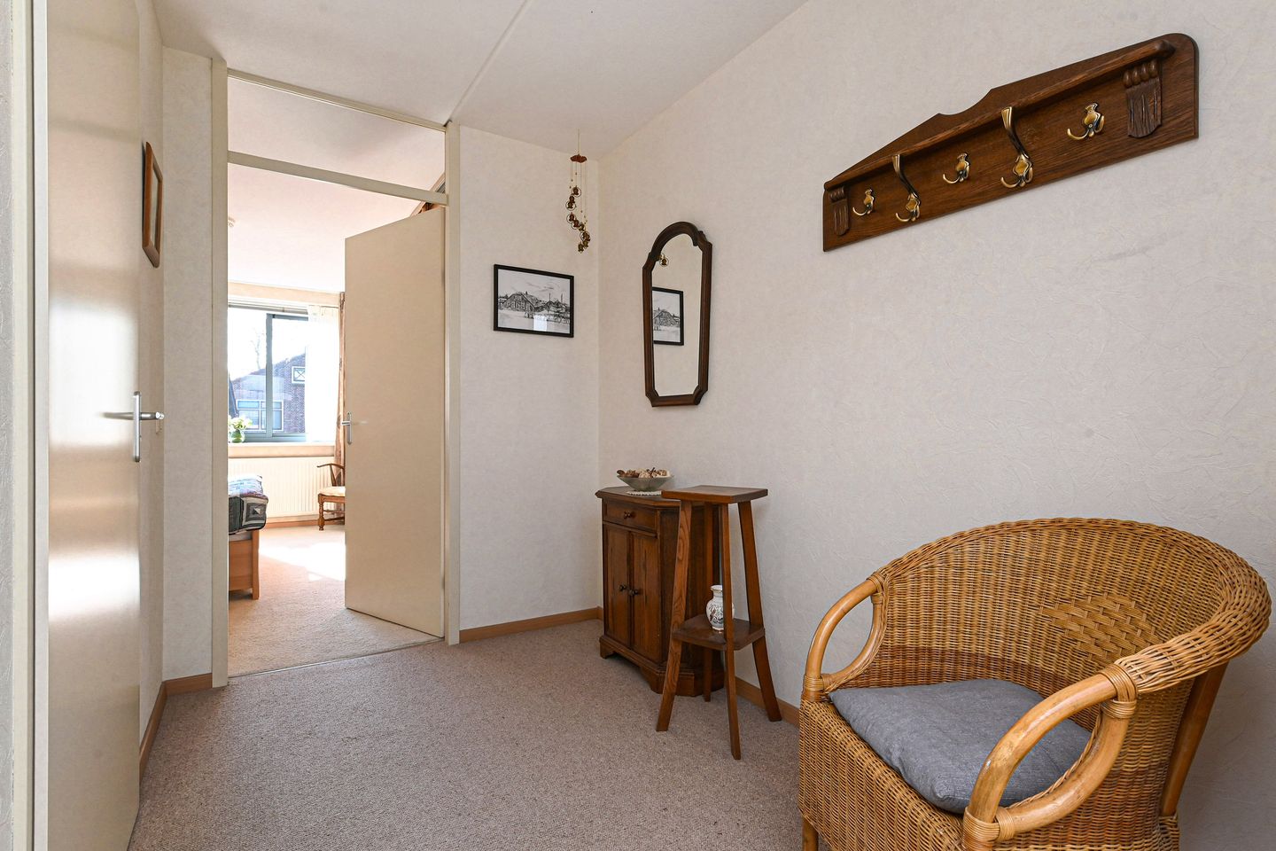 Photo 10 of Hof van Delftstraat 1-J