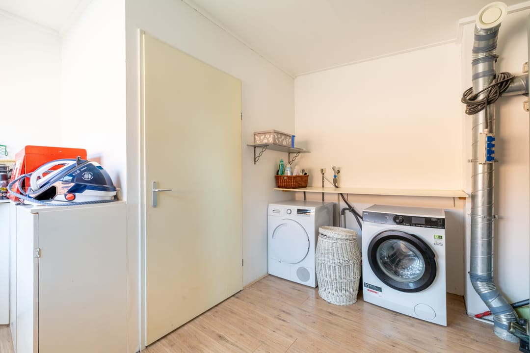 Photo 37 of Oasestraat 49