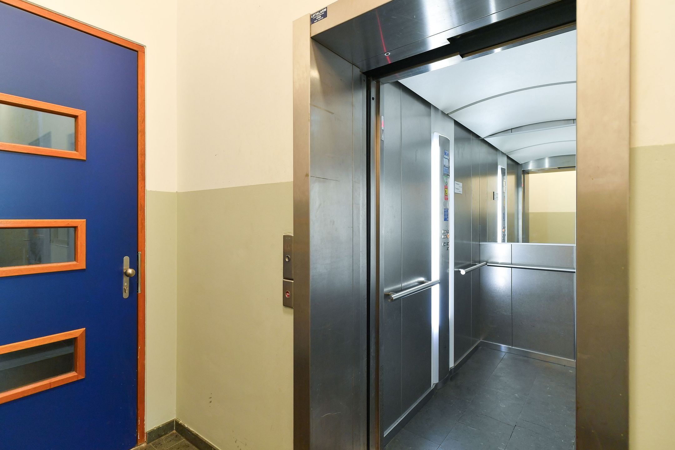 Photo 6 of Walstraat 4-6
