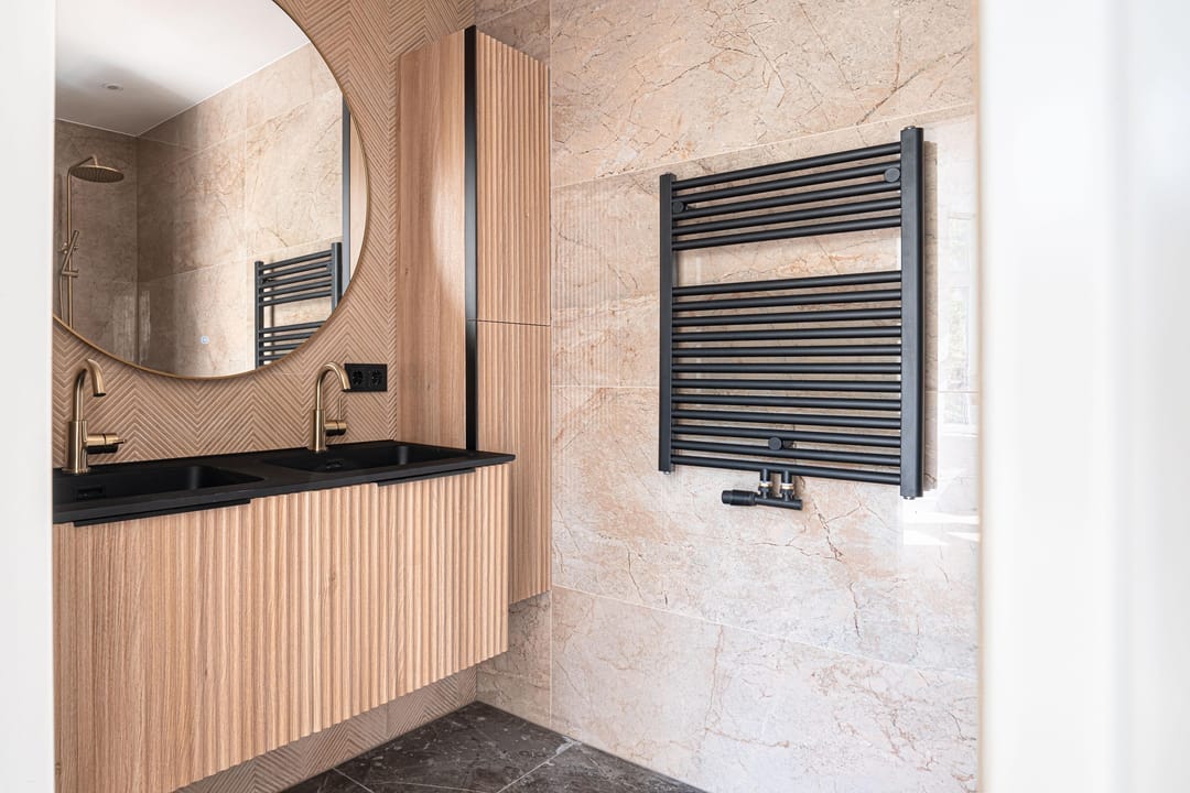 Stylish Renovated Corner Apartment in Popular Hillesluis — 16
