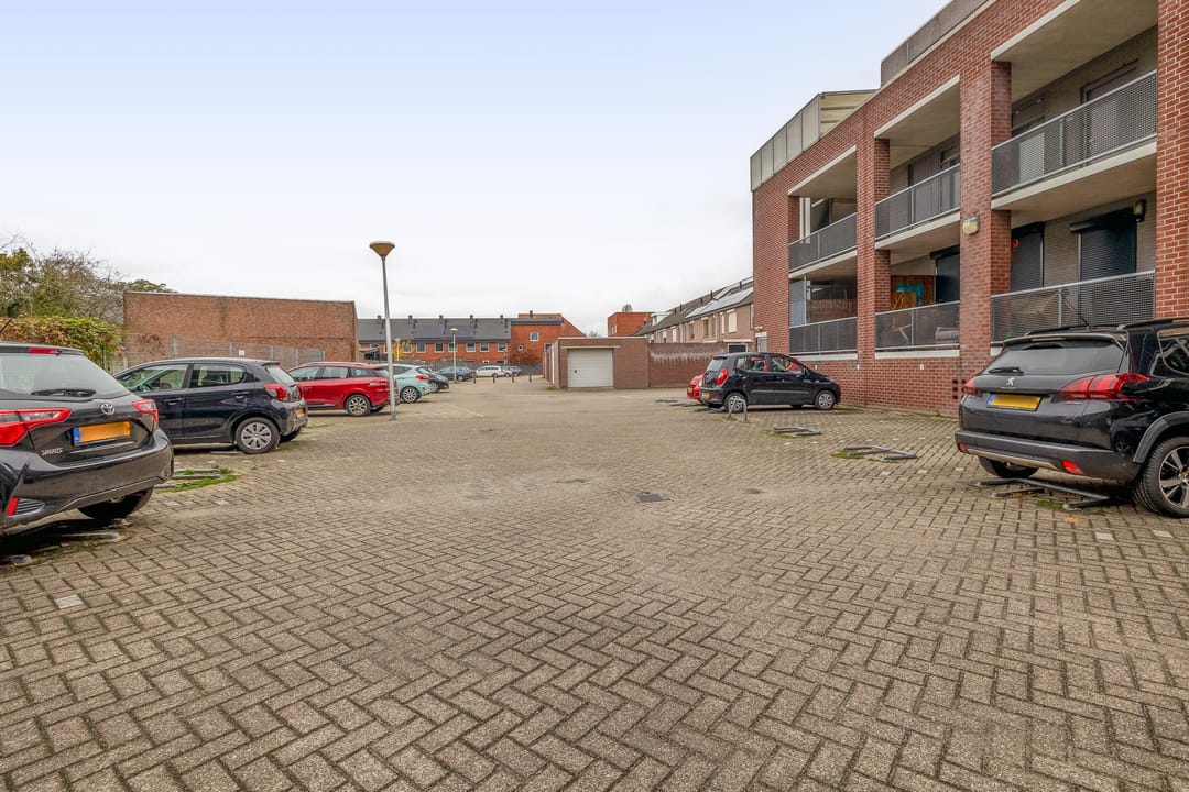 Photo 32 of Crabethstraat 5-D