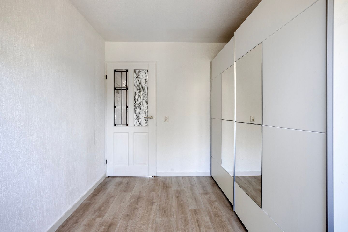 Photo 14 of Fleringenstraat 87