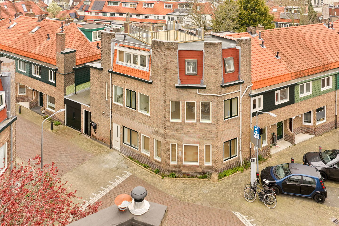 Photo 29 of Bordetstraat 12-A