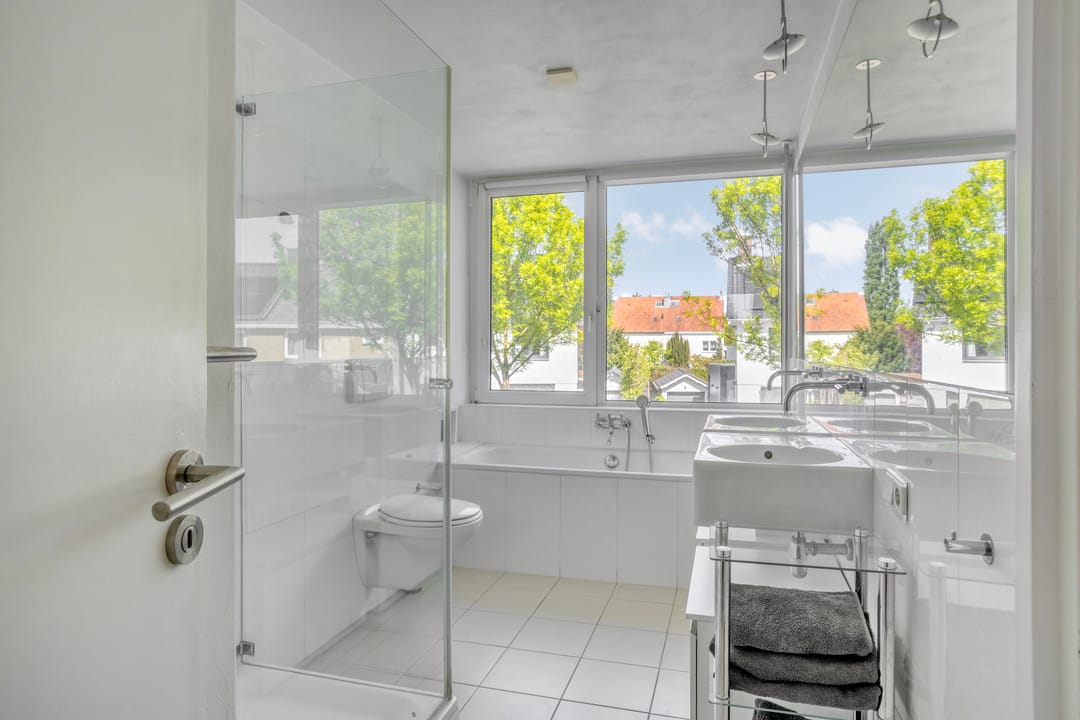 Charming Family Home in Green Jekerdal Neighborhood — 13
